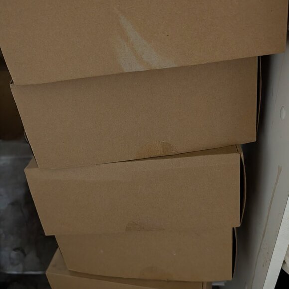 Pink Velvet Stanchion Rope 4 Feet Velvet Ropes with Gold Clasps for Party Hotels - Picture 3 of 3